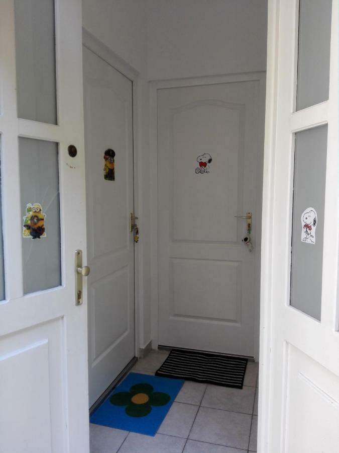 Minion & Snoopy Apartman บูดาเปสต์ ภายนอก รูปภาพ