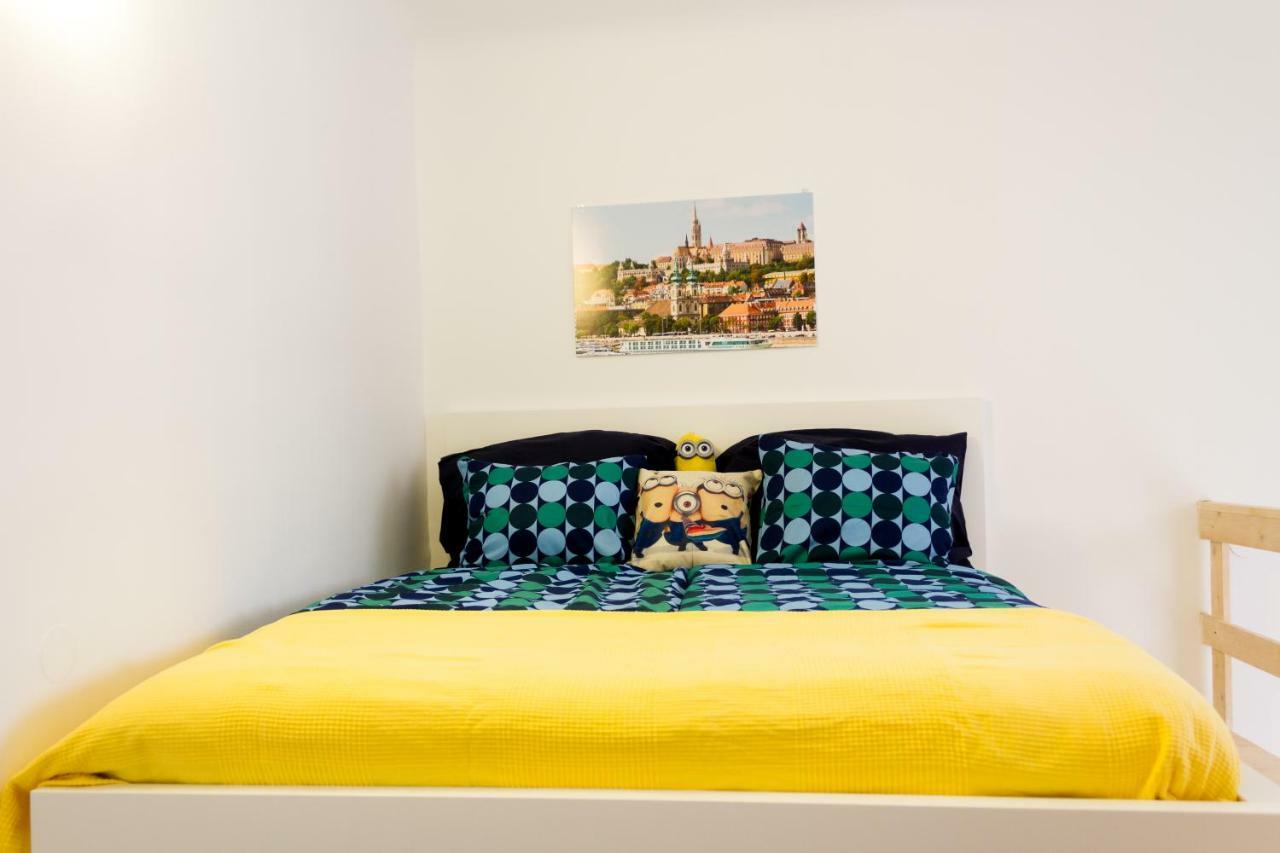 Minion & Snoopy Apartman บูดาเปสต์ ภายนอก รูปภาพ